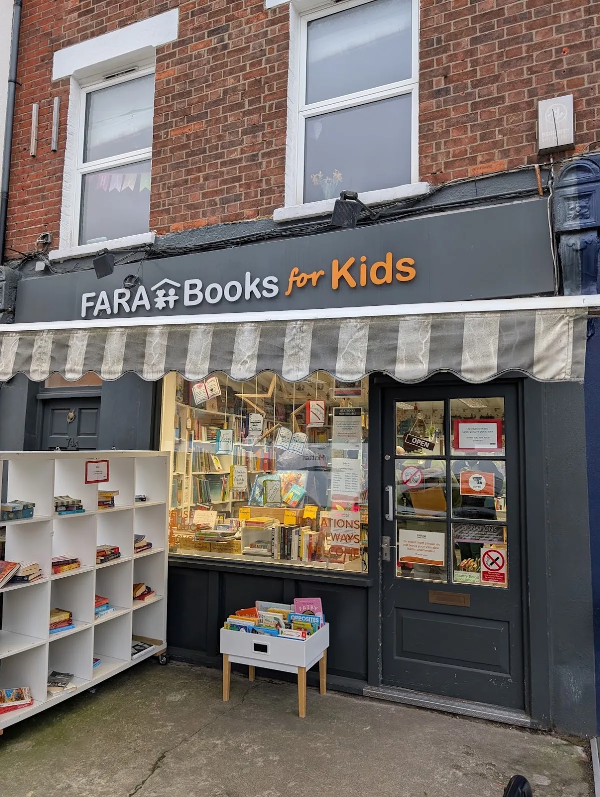 FARA Books - Clapham