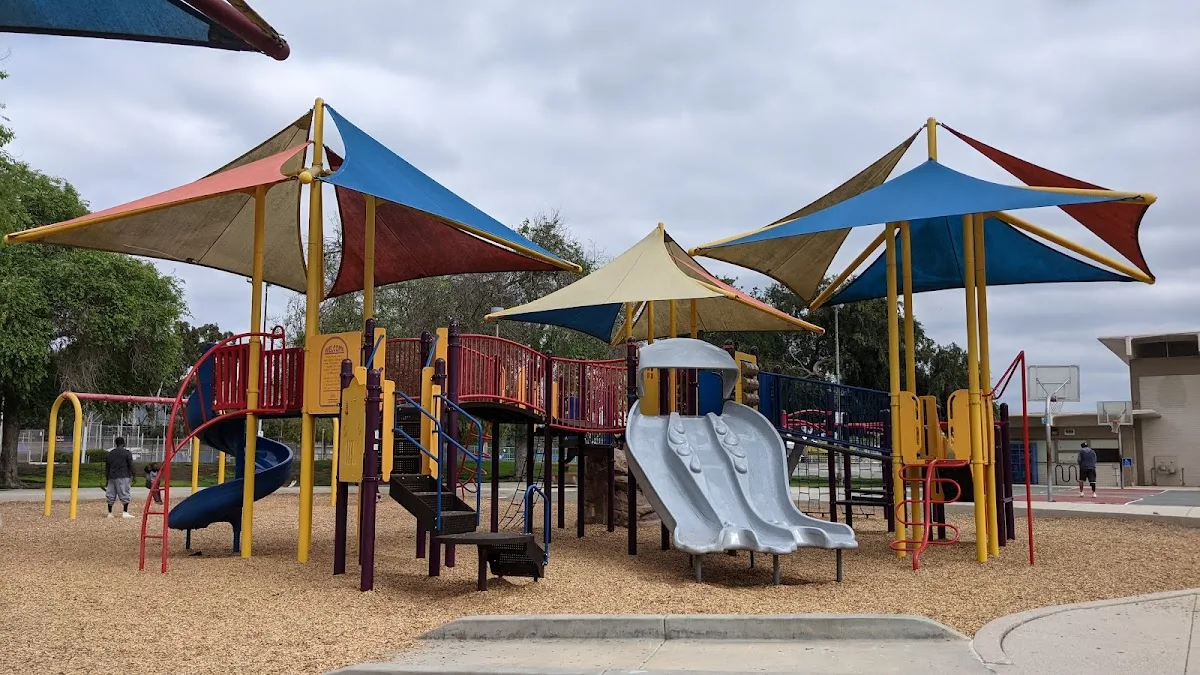Del Aire Park