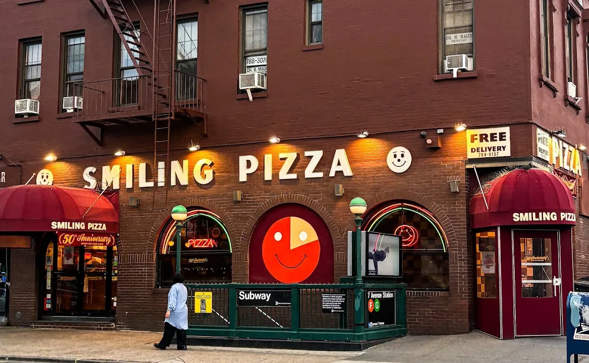 Smiling Pizzeria
