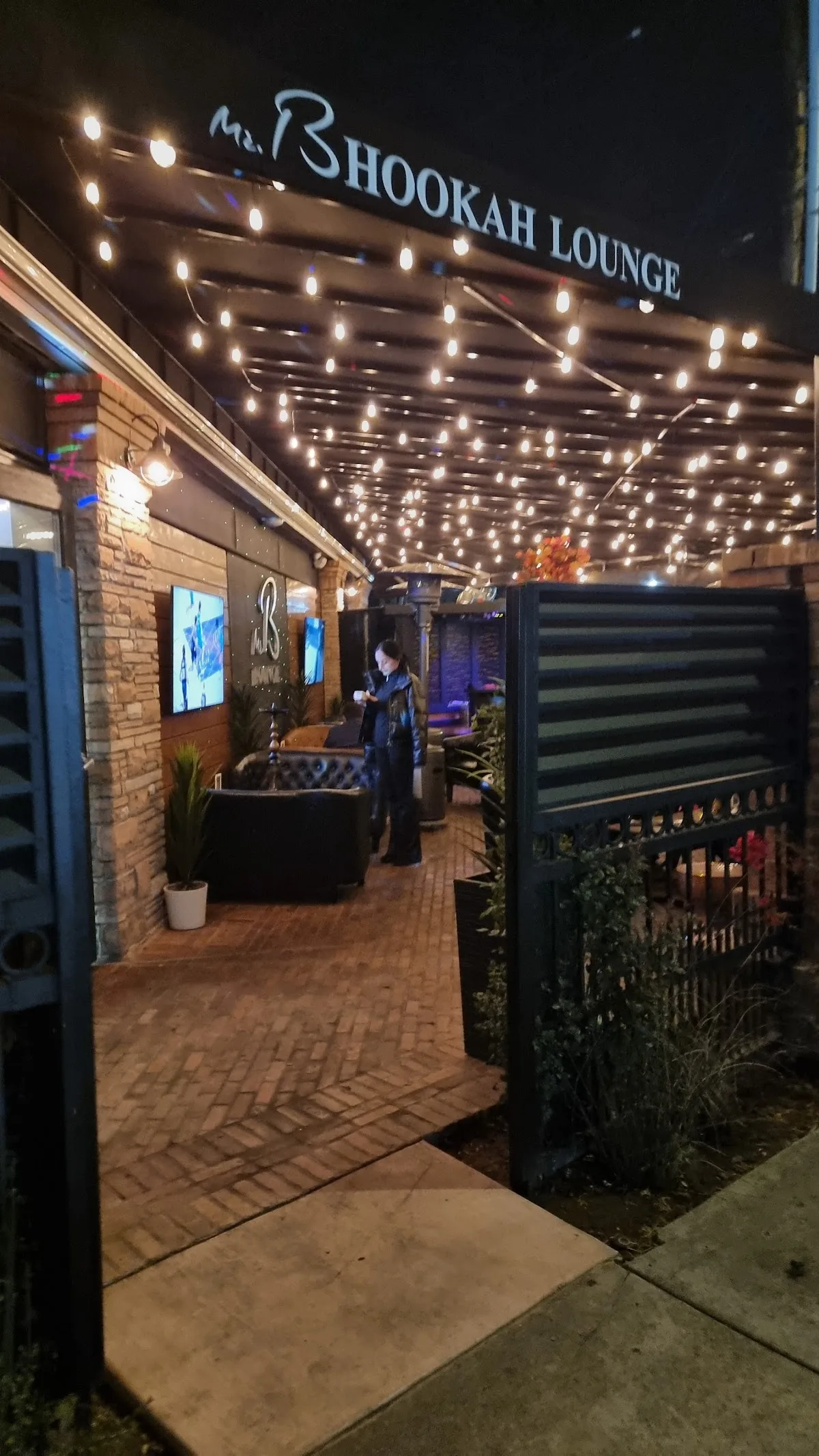 Mr. B Cigar Lounge