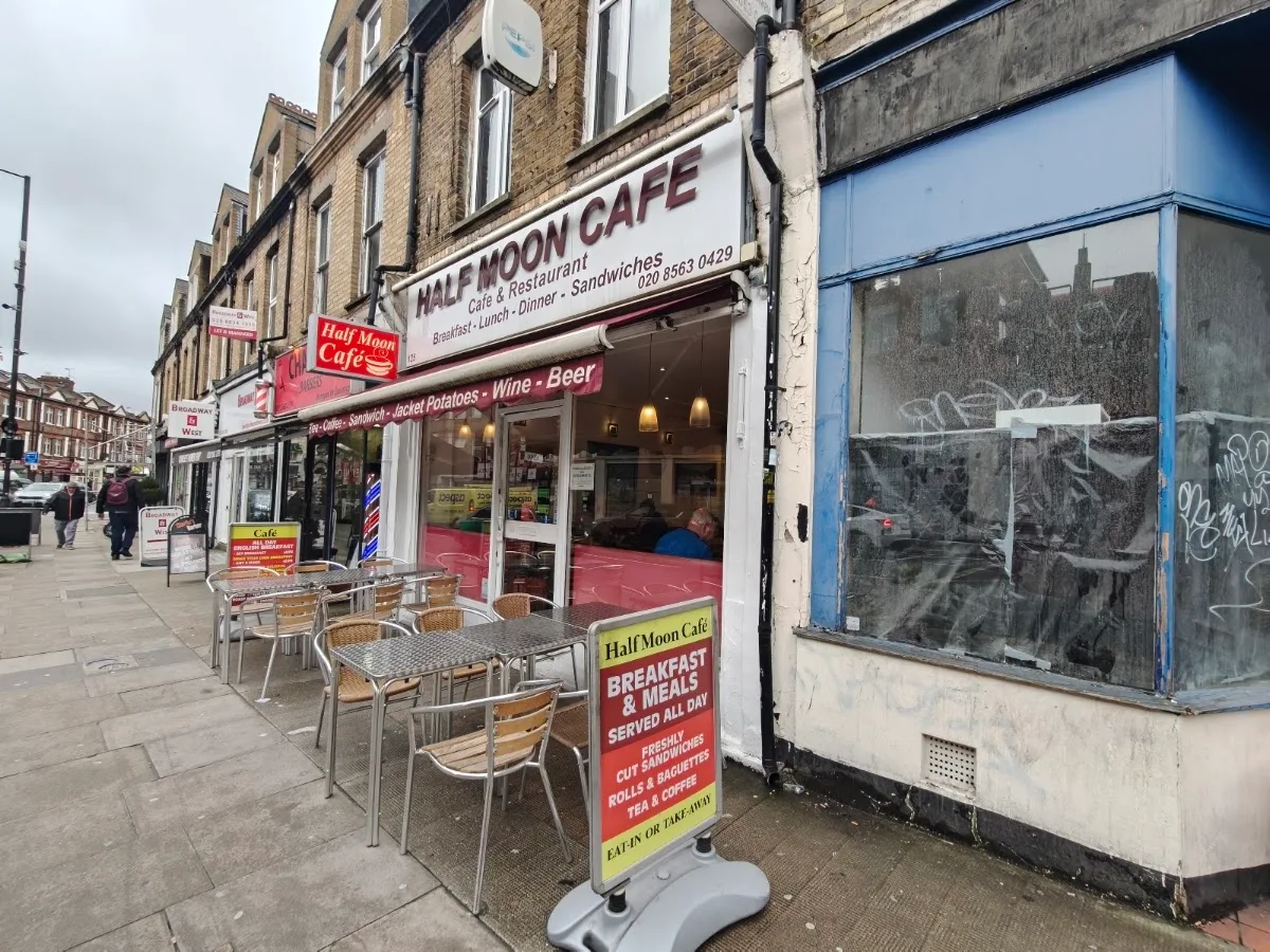 Half Moon Cafe