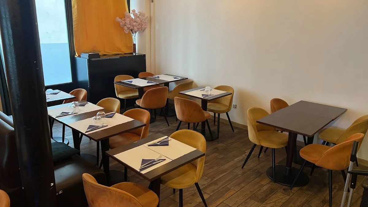 Indy Restaurant