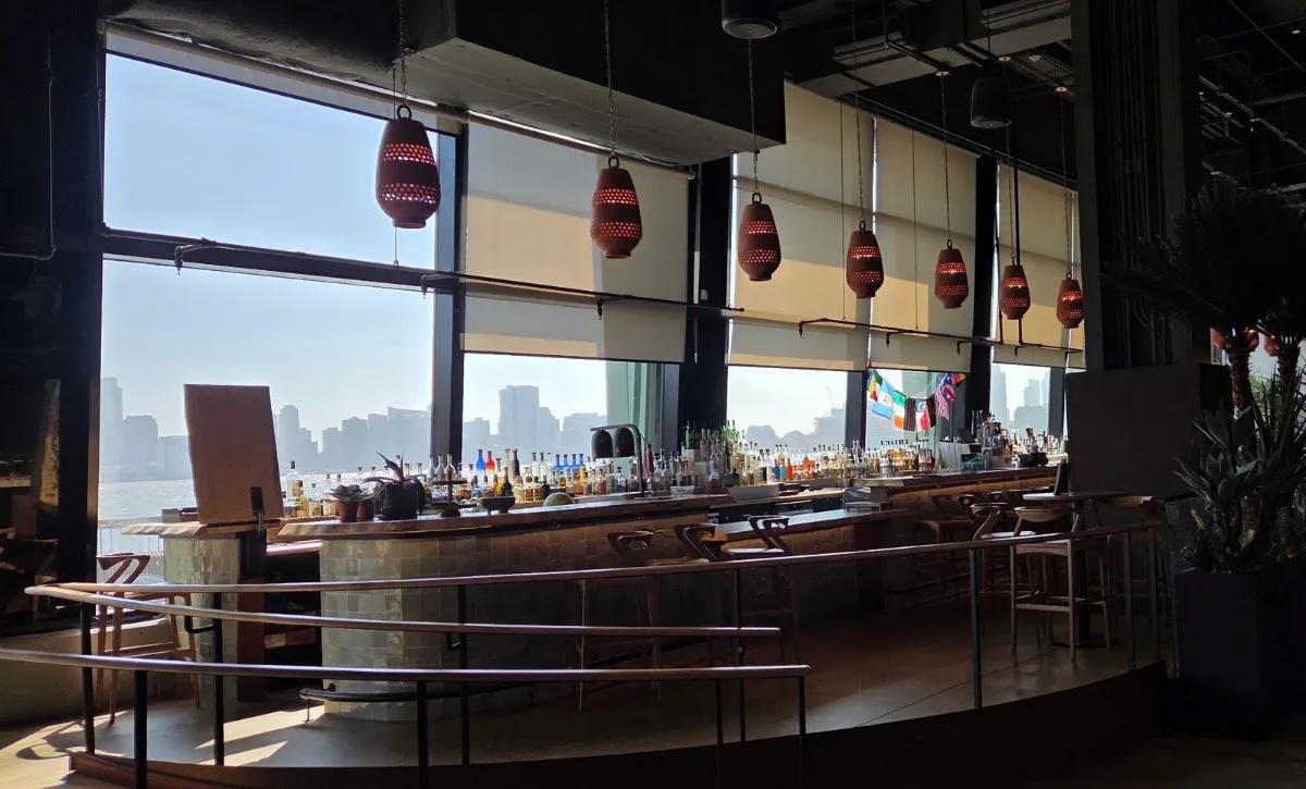 El Bar