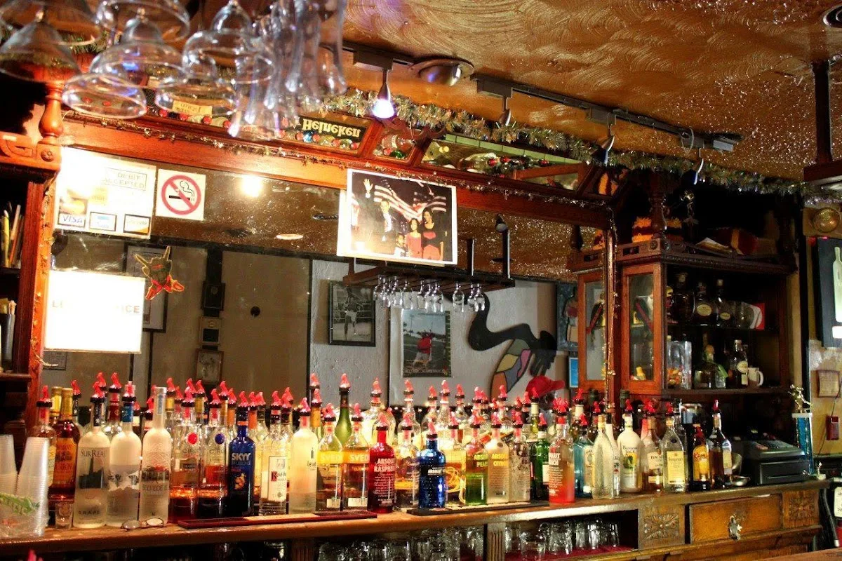 Chuck & Billy's Bar & Carryout