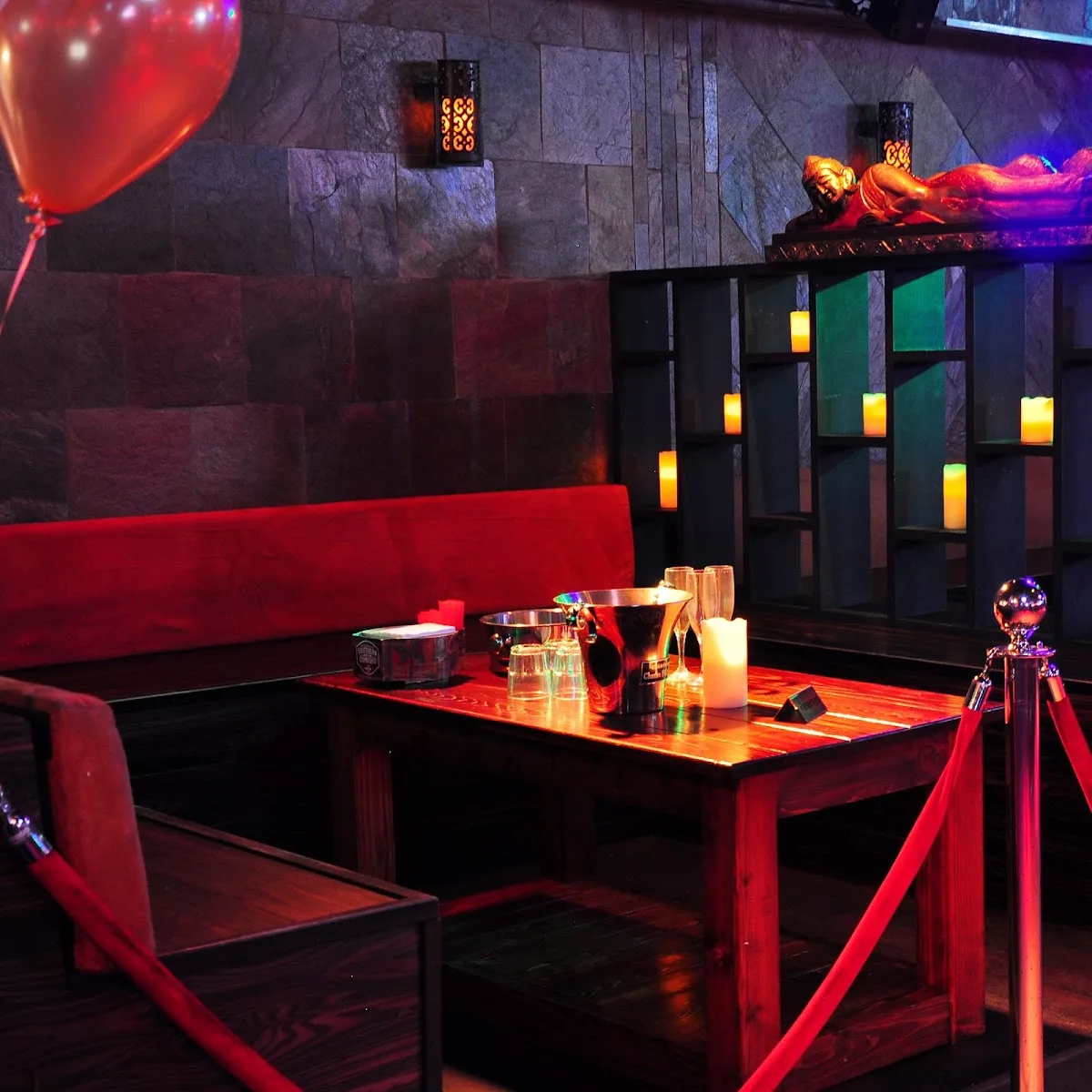 UnderGround Lounge