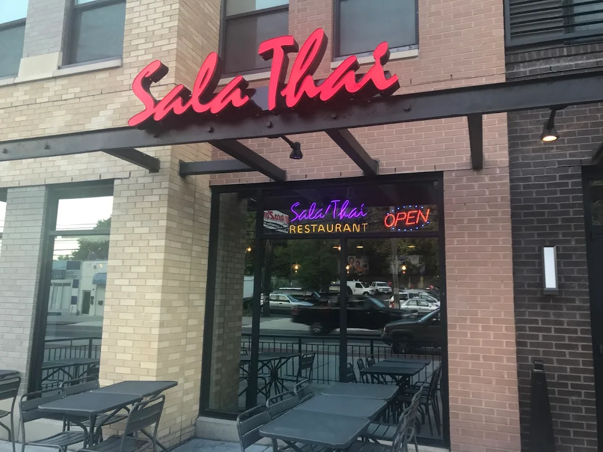 Sala Thai Minnesota Ave