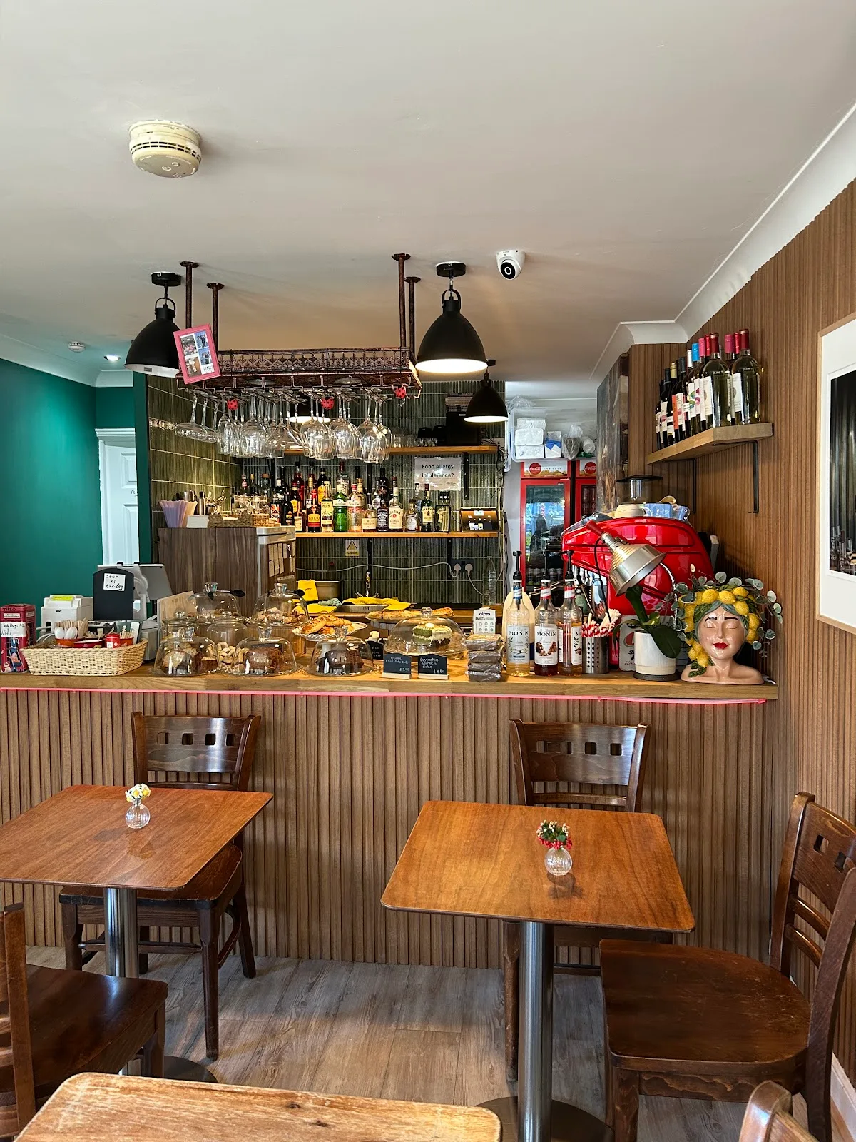 Ladybugs Cafe
