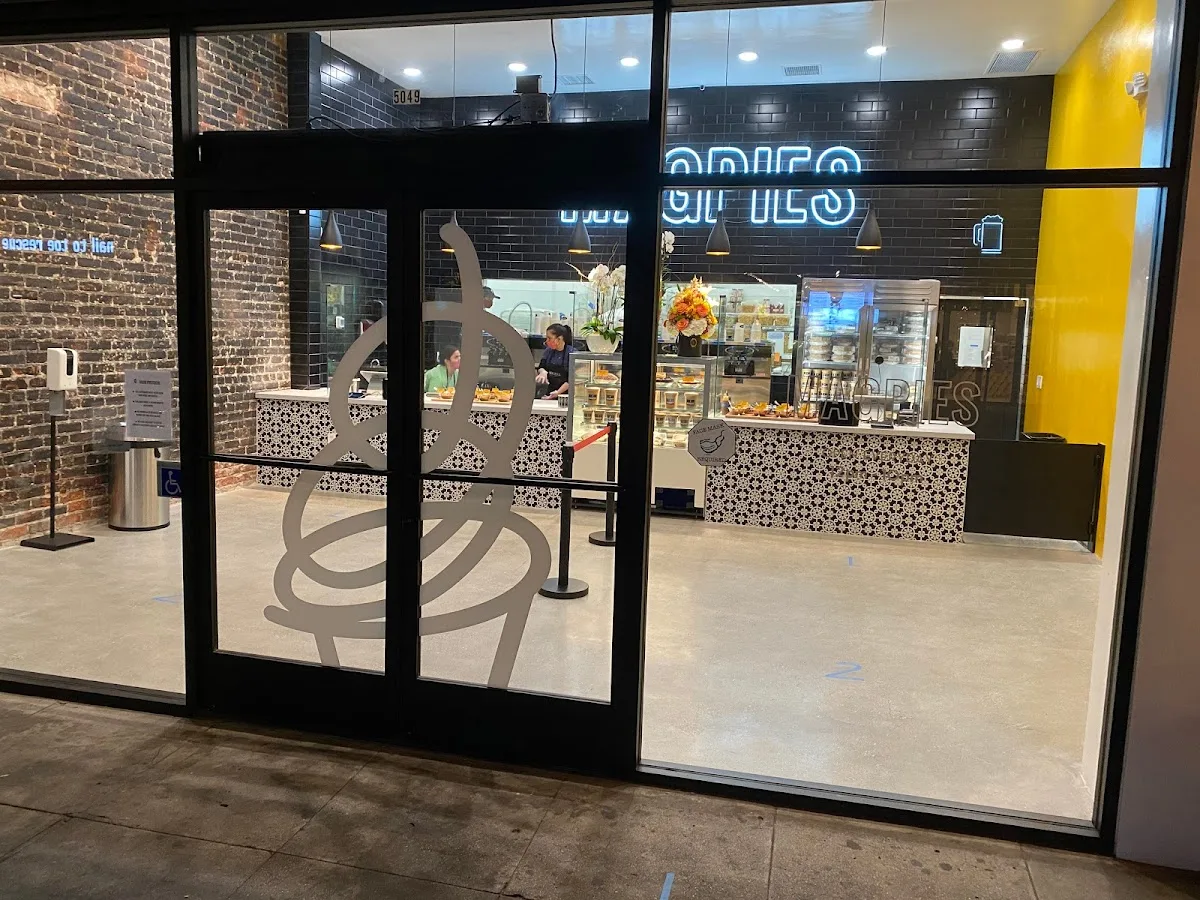 Magpies Softserve