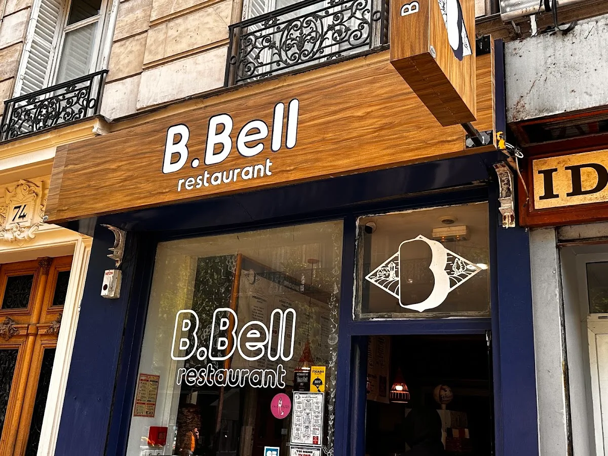 B. Bell broche