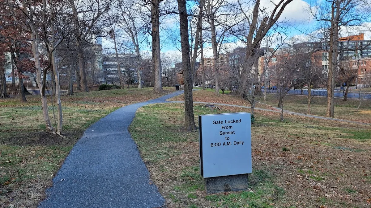 Squirrel Park
