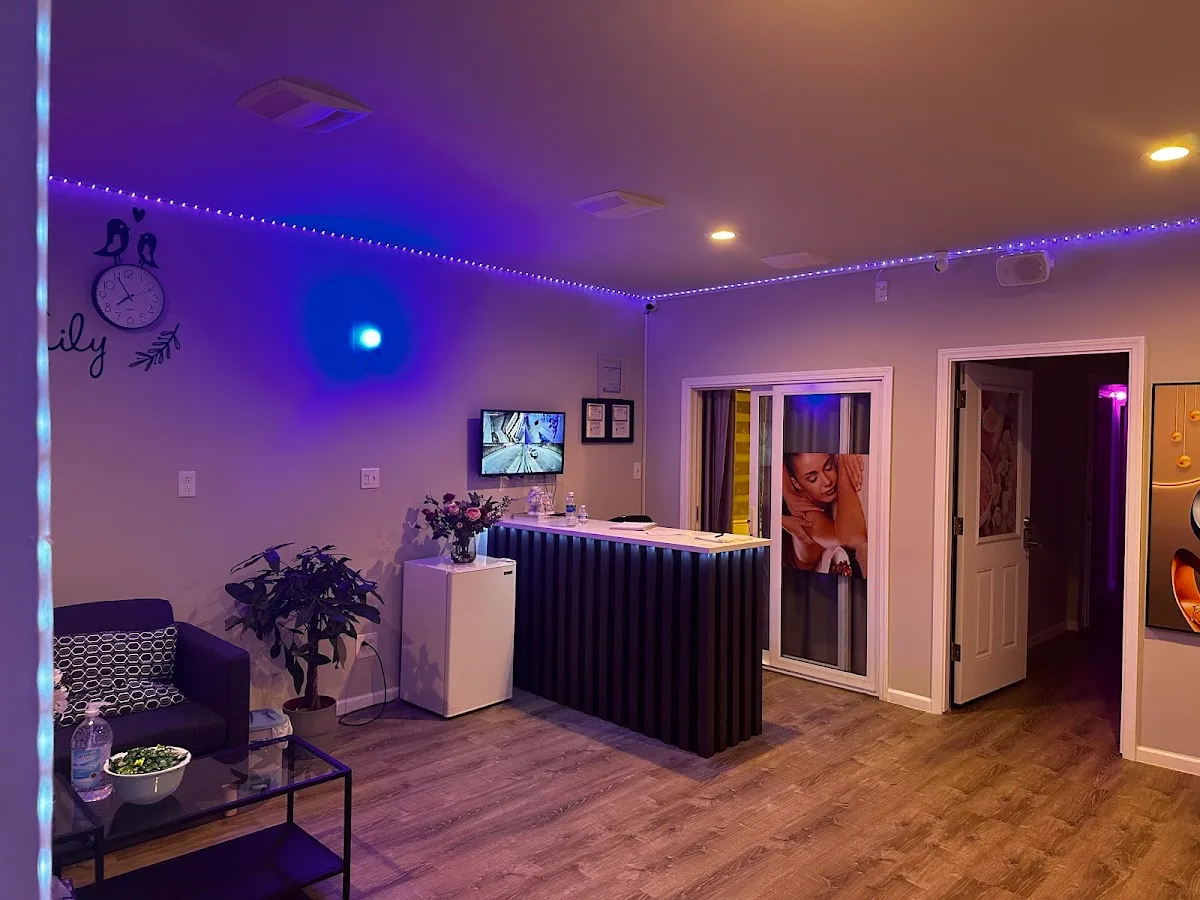 The Earth | Massage & Spa