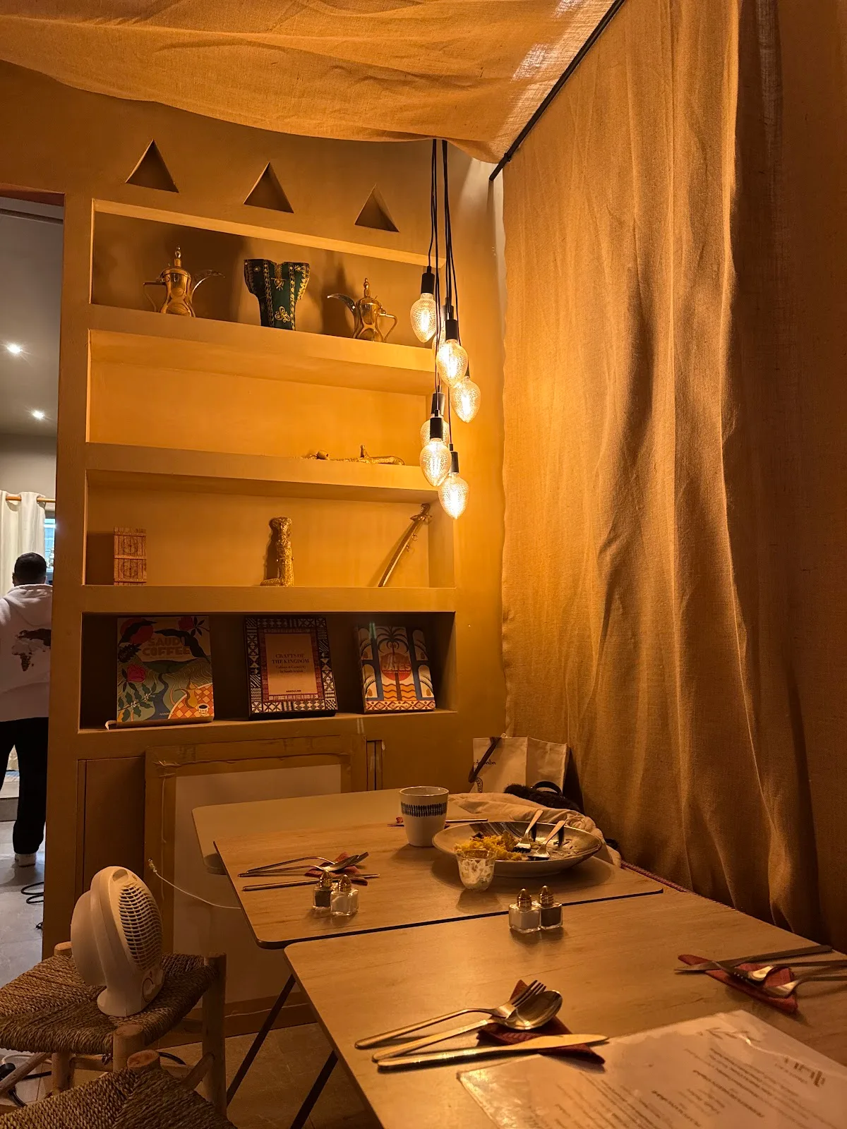 Waw Saudi Restaurant