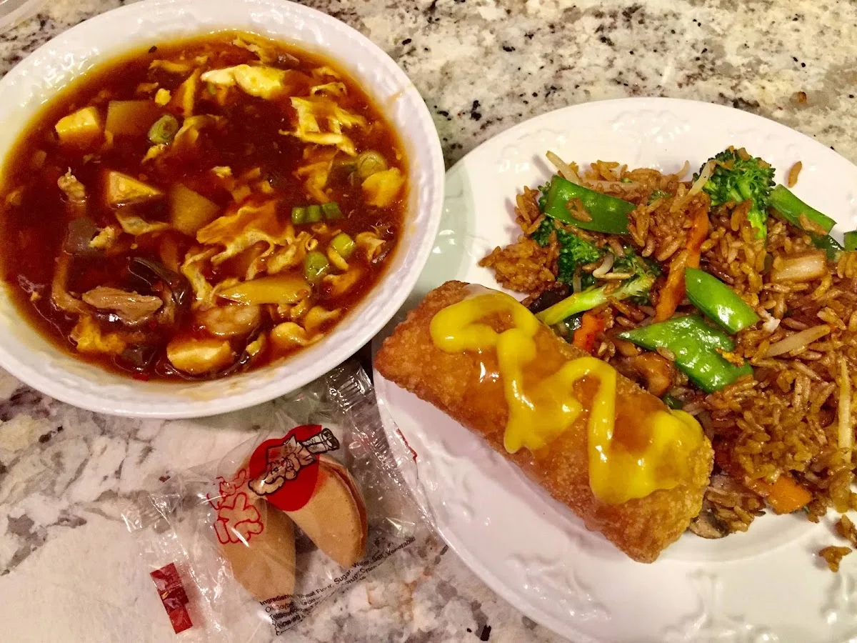 Hunan Egg Roll King