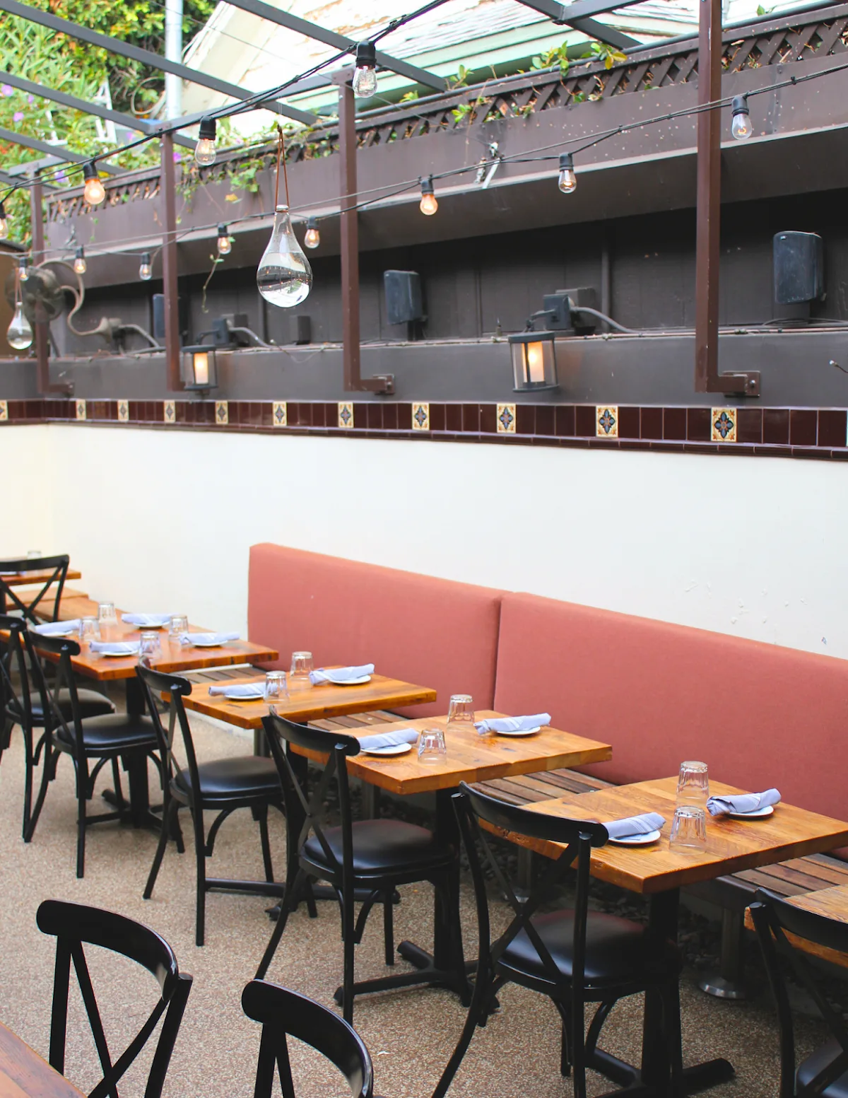 Little Beast Restaurant