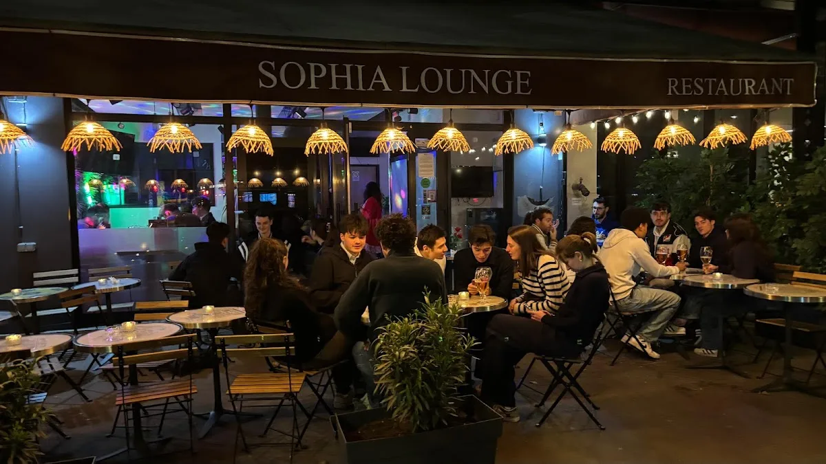 Sophia Lounge