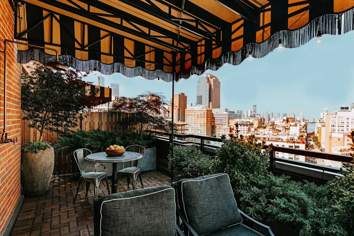 soho grand pethouse