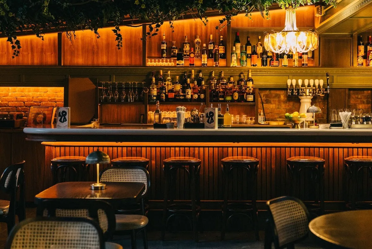 Bar Lola