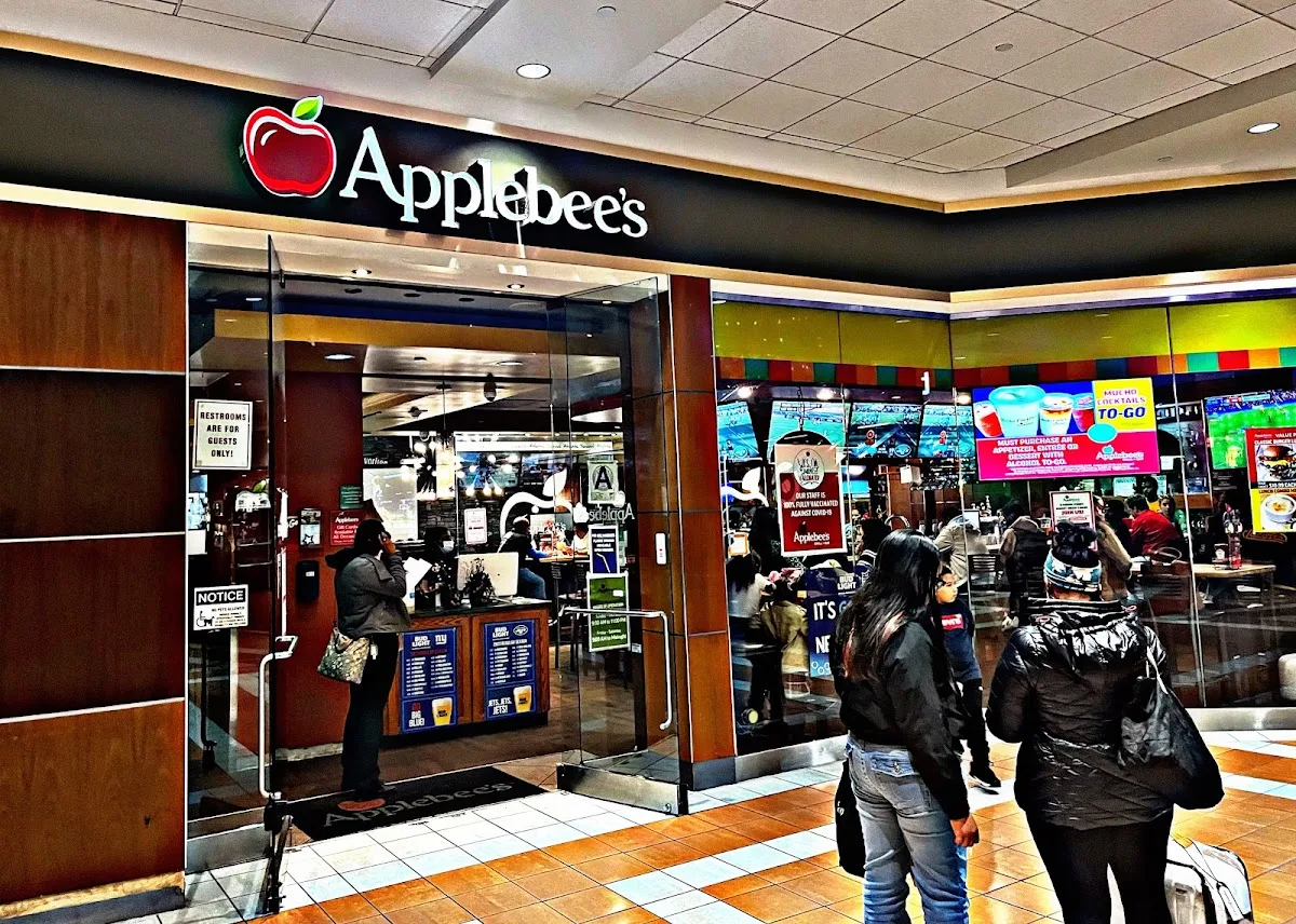 Applebee's Grill + Bar