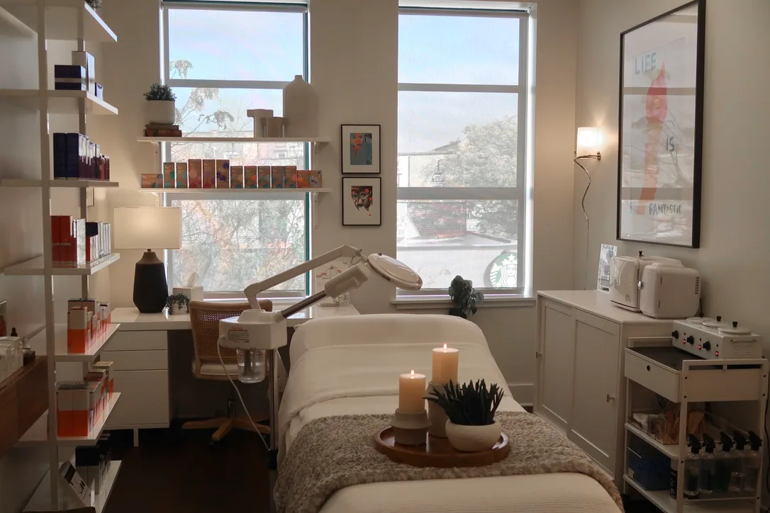 SkinQ Facials & Waxing Andersonville