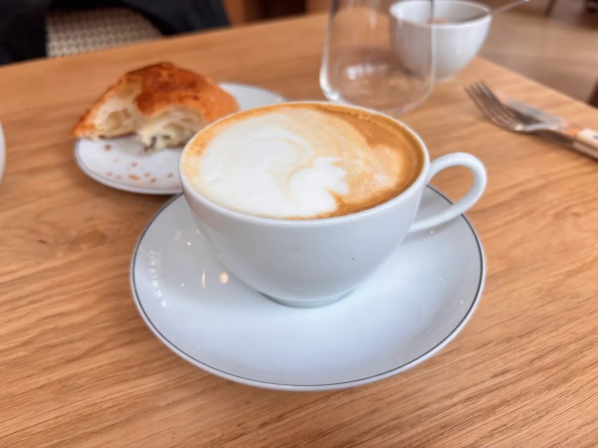 Café Monsieur - Coffee shop & Brunch Paris 9