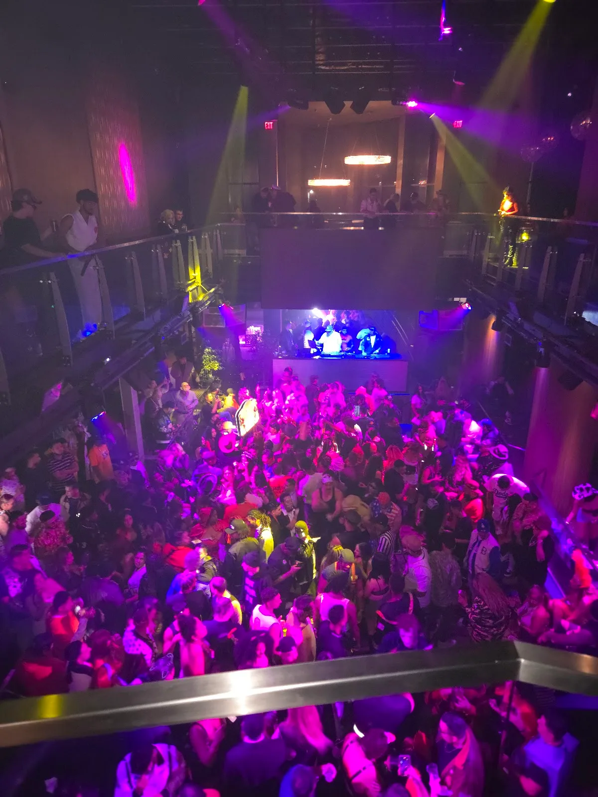 Lit LA Nightclub