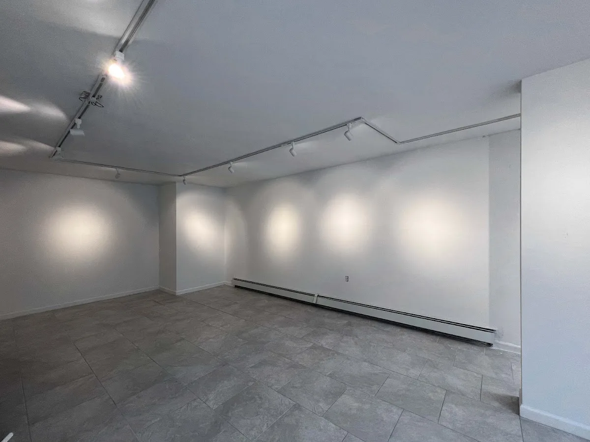 Thomas VanDyke Gallery