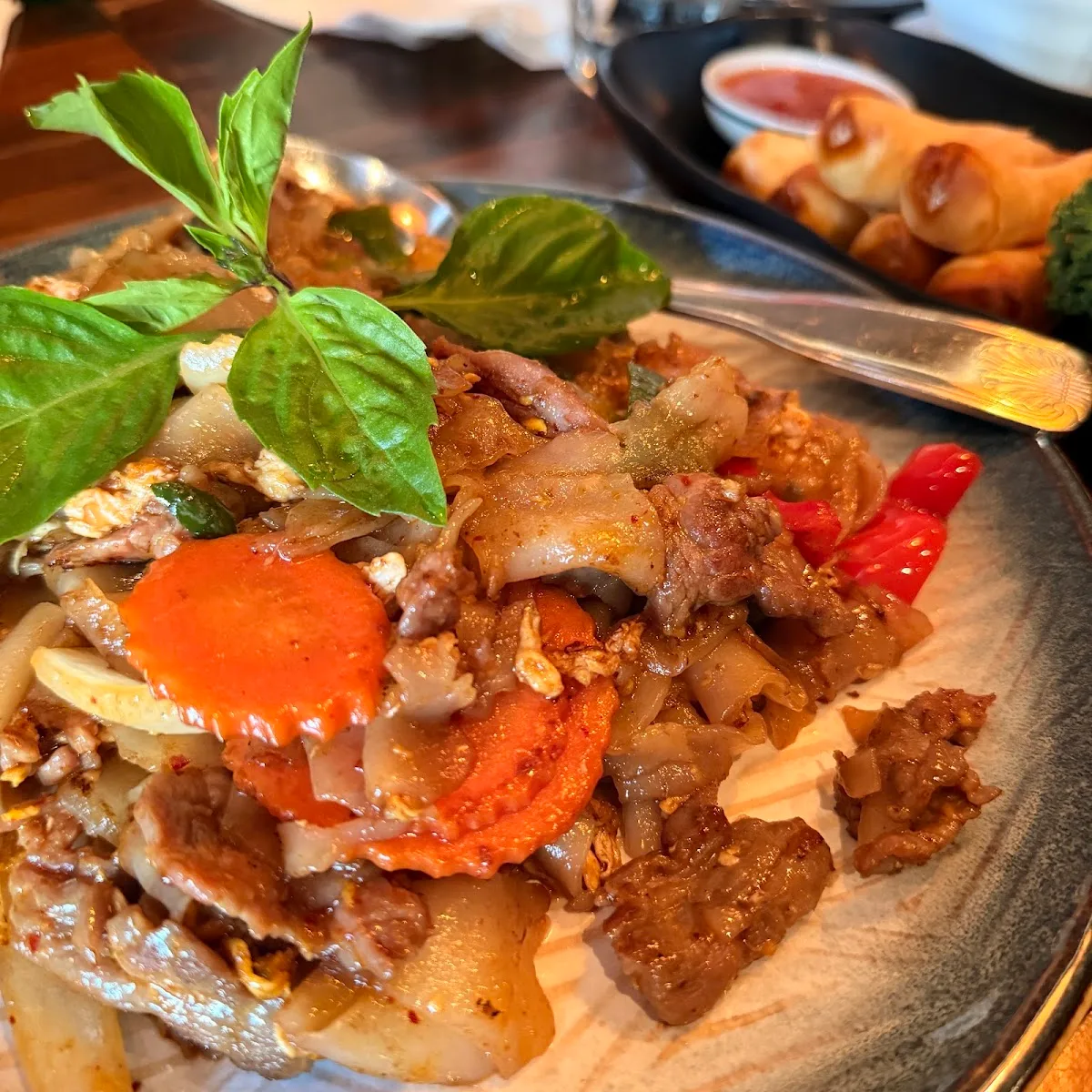 Ros Niyom Thai Restaurant