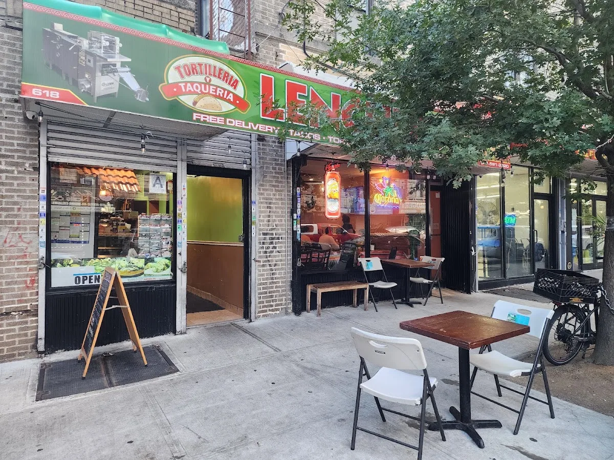 Tortilleria y Taqueria Lenchita