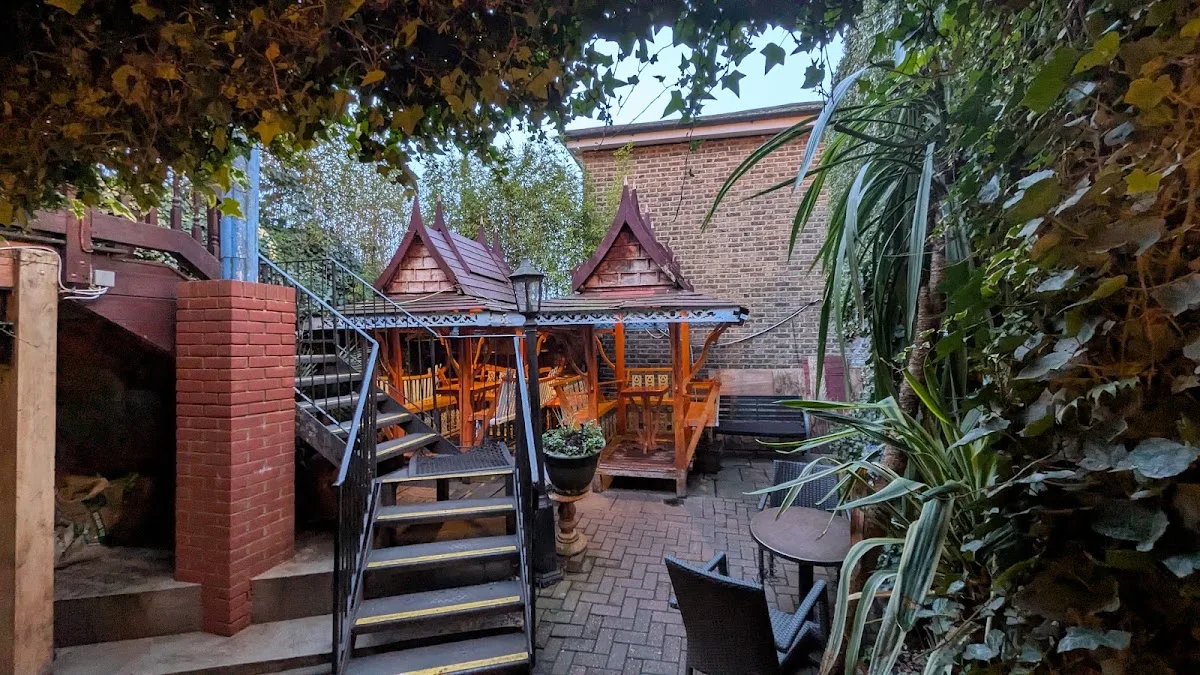 Chai's Garden Thai Restaurant