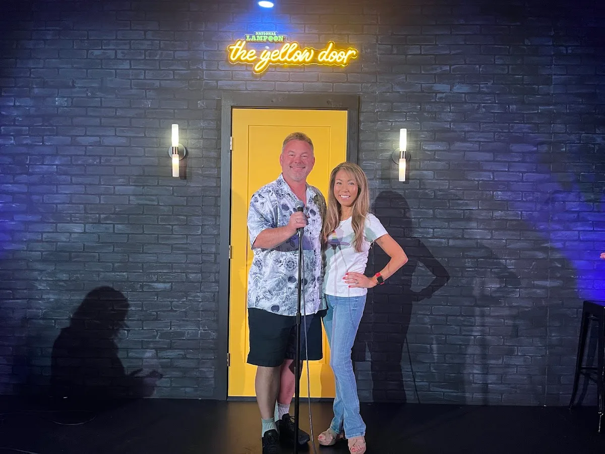 Flappers Comedy Club & Restaurant