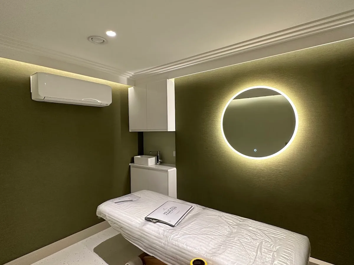 Lavender on the Hill (Hampstead) - Massage, Osteopathy, Physiotherapy & Facial Spa