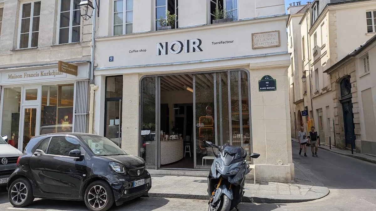 Noir Coffee Shop - Blancs-Manteaux