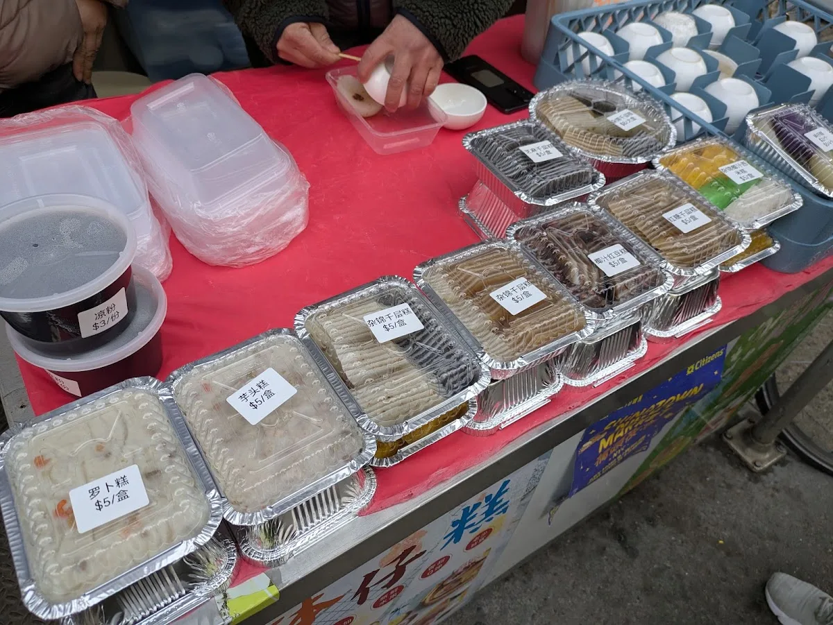 Little Bowl Cake Cart (Put Chai Ko)