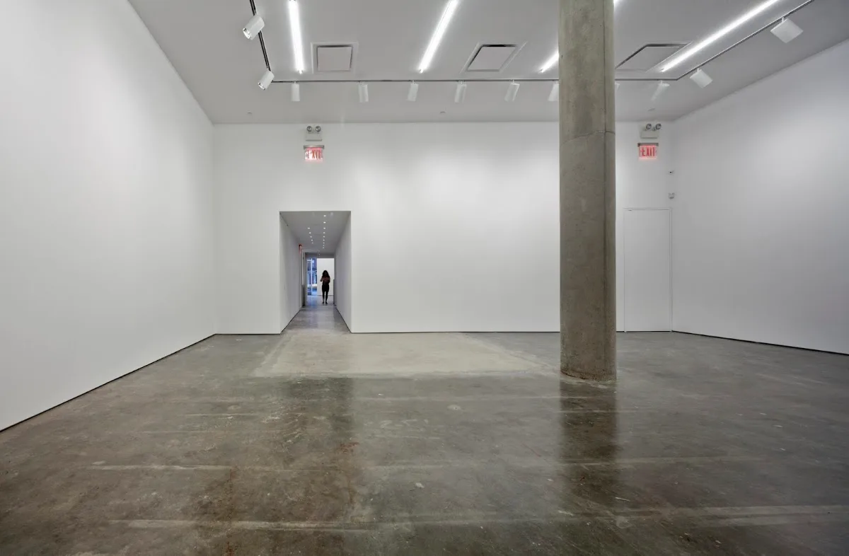 Yossi Milo Gallery