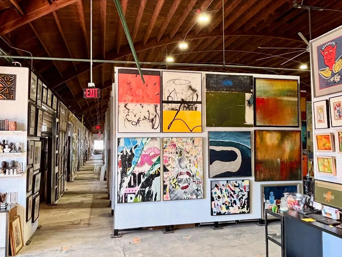 Hollywood Studio Gallery