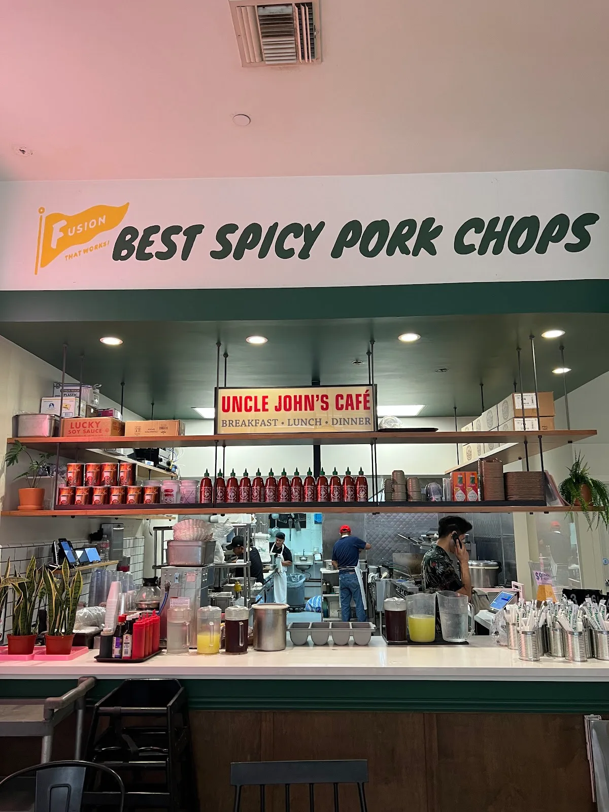 Uncle John’s Cafe