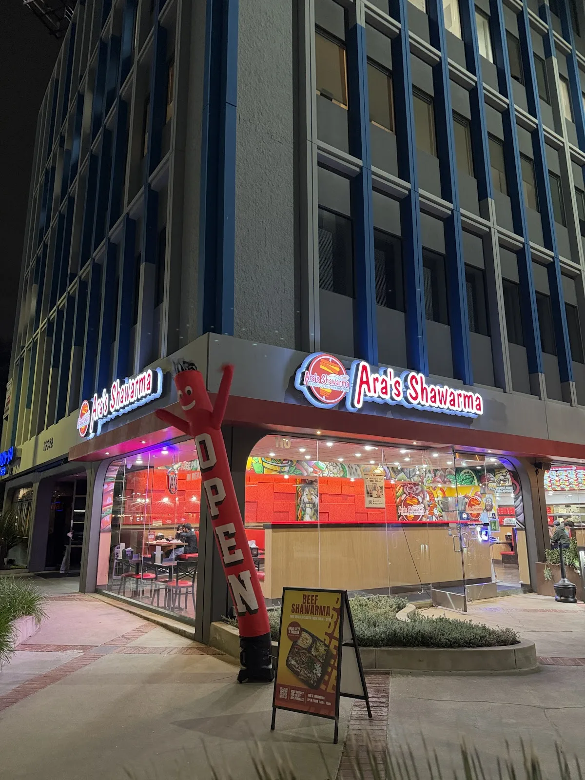 Ara's Shawarma