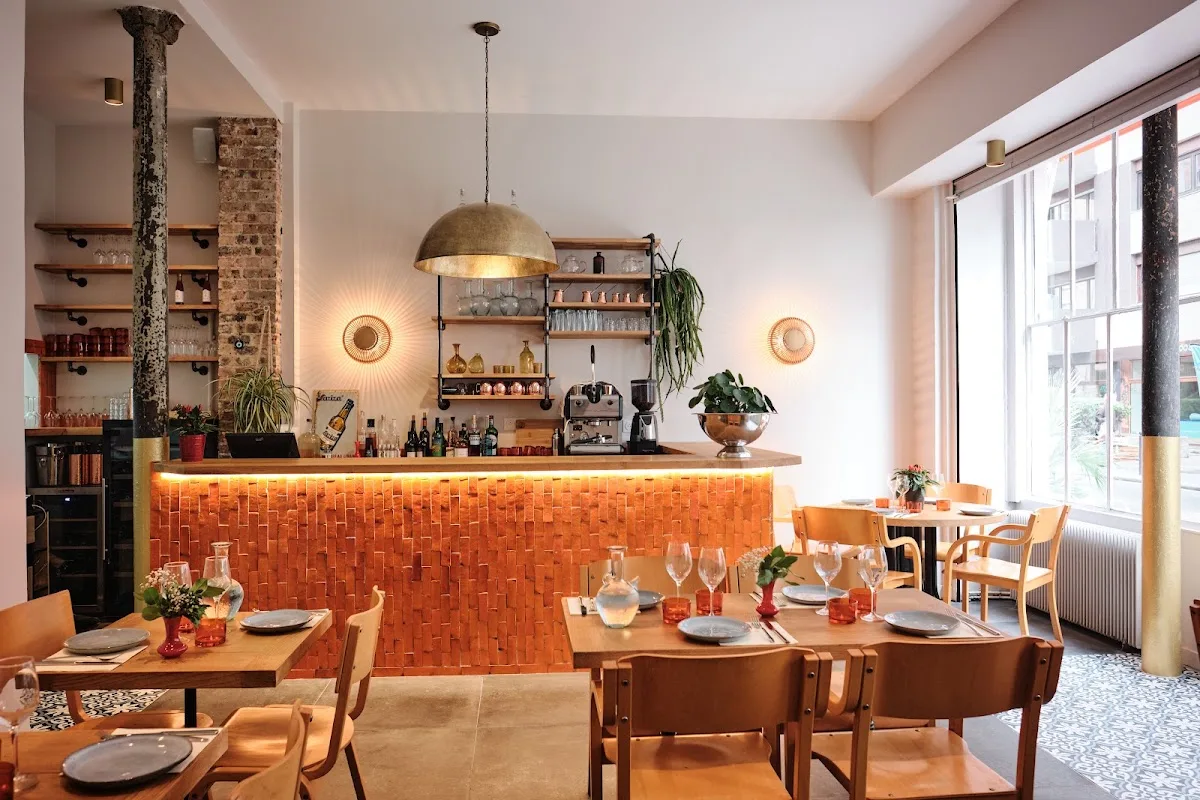 Sama bistro