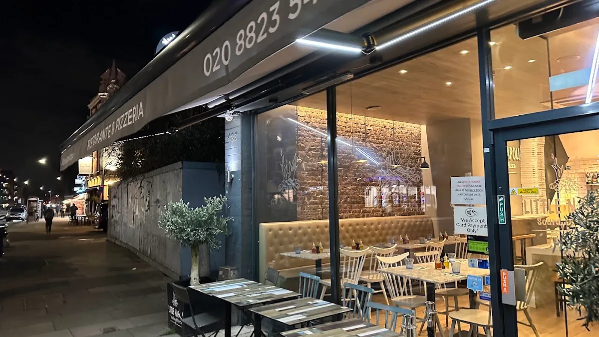 Little Napoli Pizza Restaurant Shepherds Bush