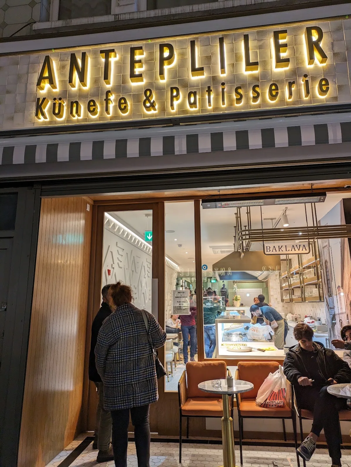 Antepliler Baklava