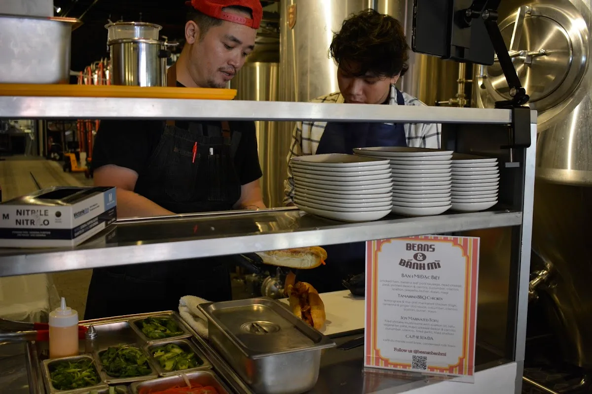 Beans 'n' Bánh Mì