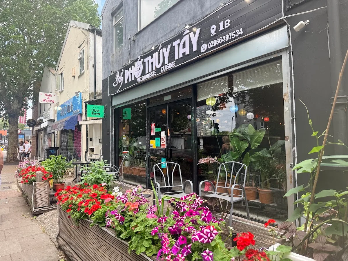 Phở Thuý Tây Café