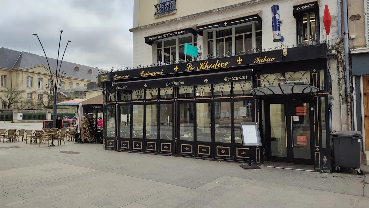 Le Khédive