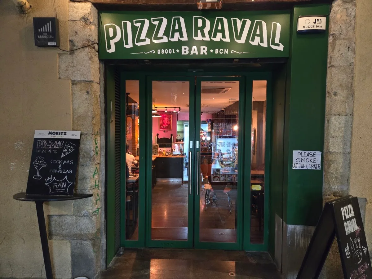PIZZA RAVAL