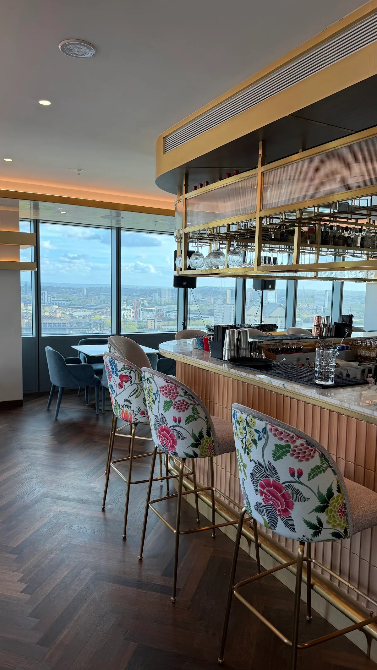 Qibo Skybar