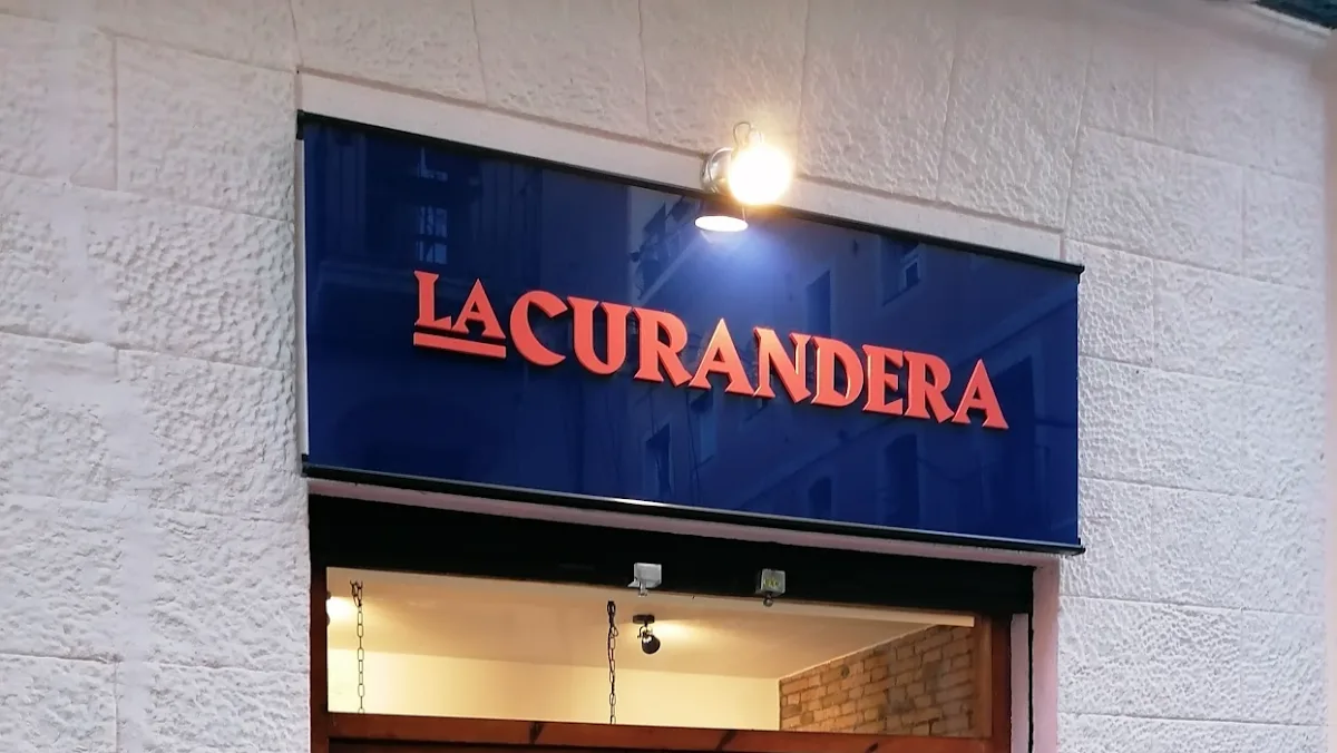 La Curandera