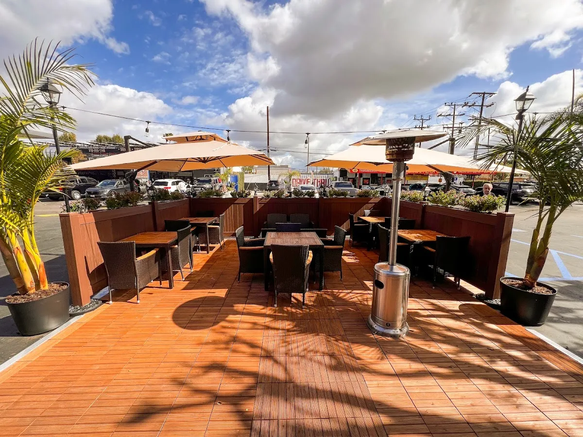 Golden Brown Cafe- Parking Cafe