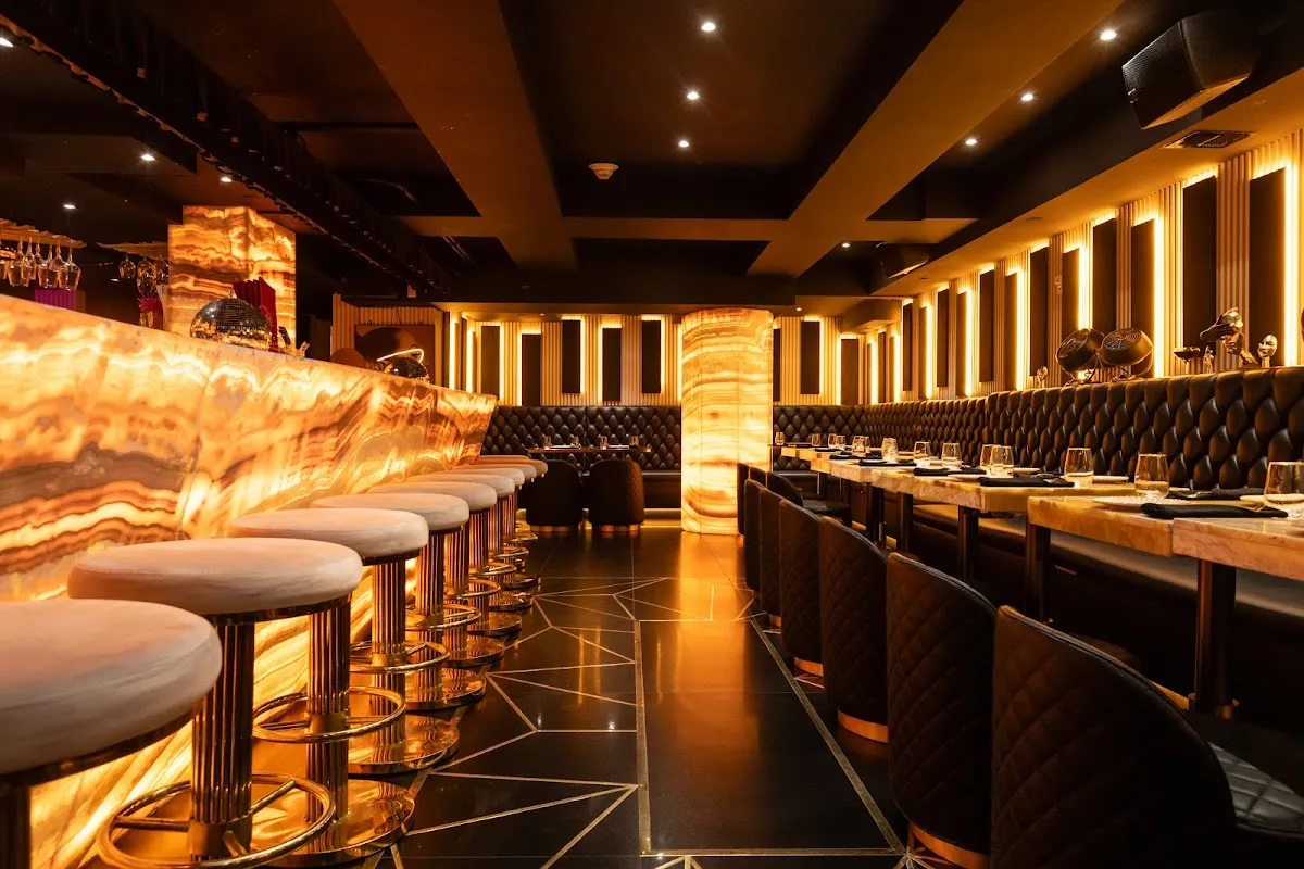 Ten11 Lounge & Bar (Nomad)