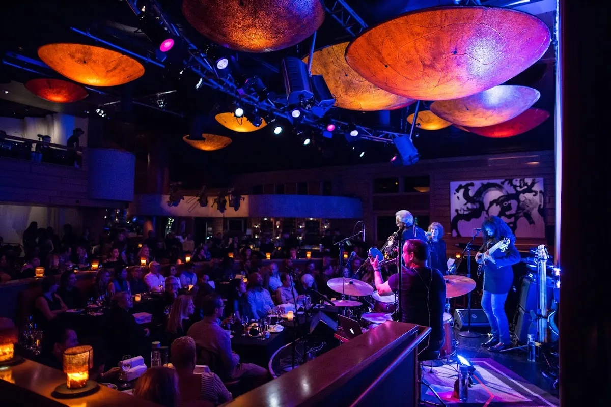 Vibrato Grill Jazz