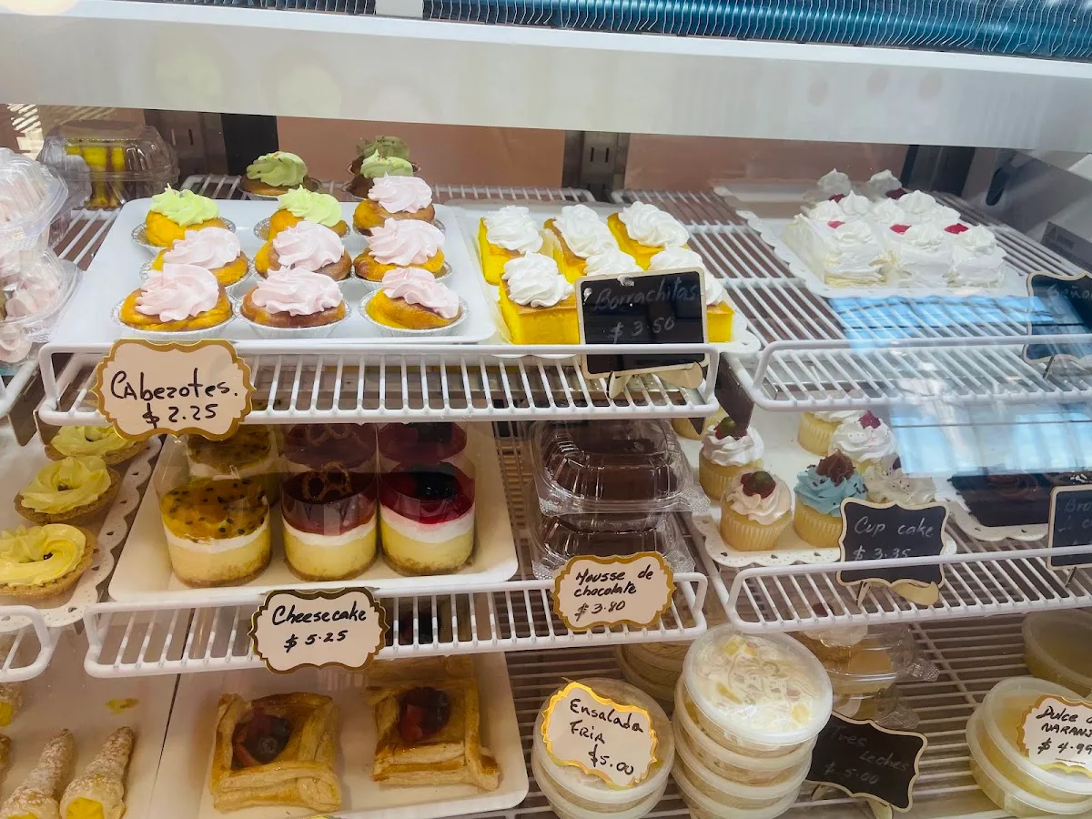 A Lo Cubano Bakery